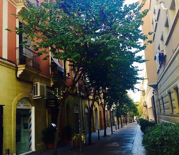 Sagrada * برشلونة